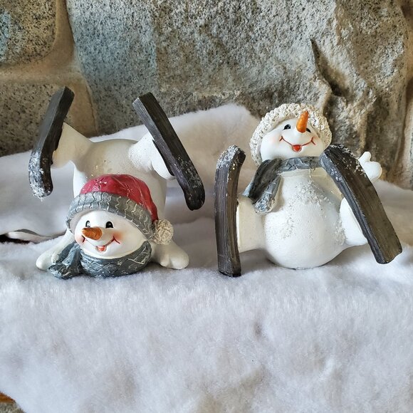 2 Skiing Snowman Figurine's - Picture 1 of 16